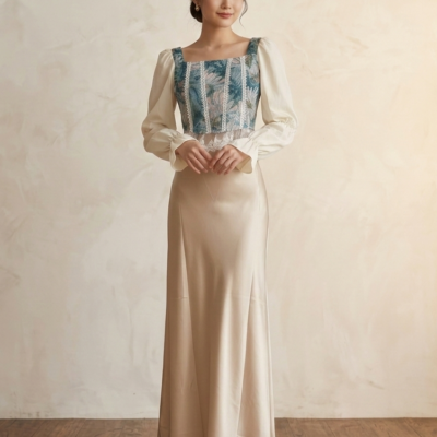 Women’s Elegant Square Neck Printed Top – Vintage Style